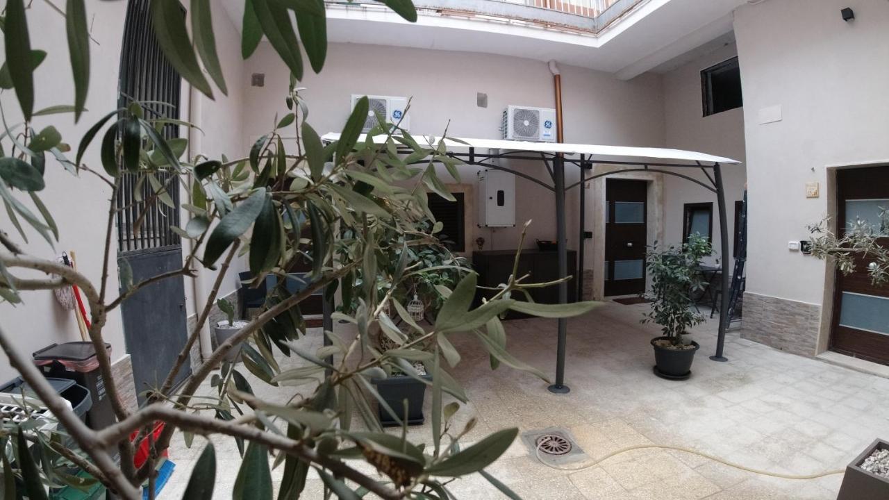 Il Cortiletto28 Rooms & House Syrakuzy Zewnętrze zdjęcie