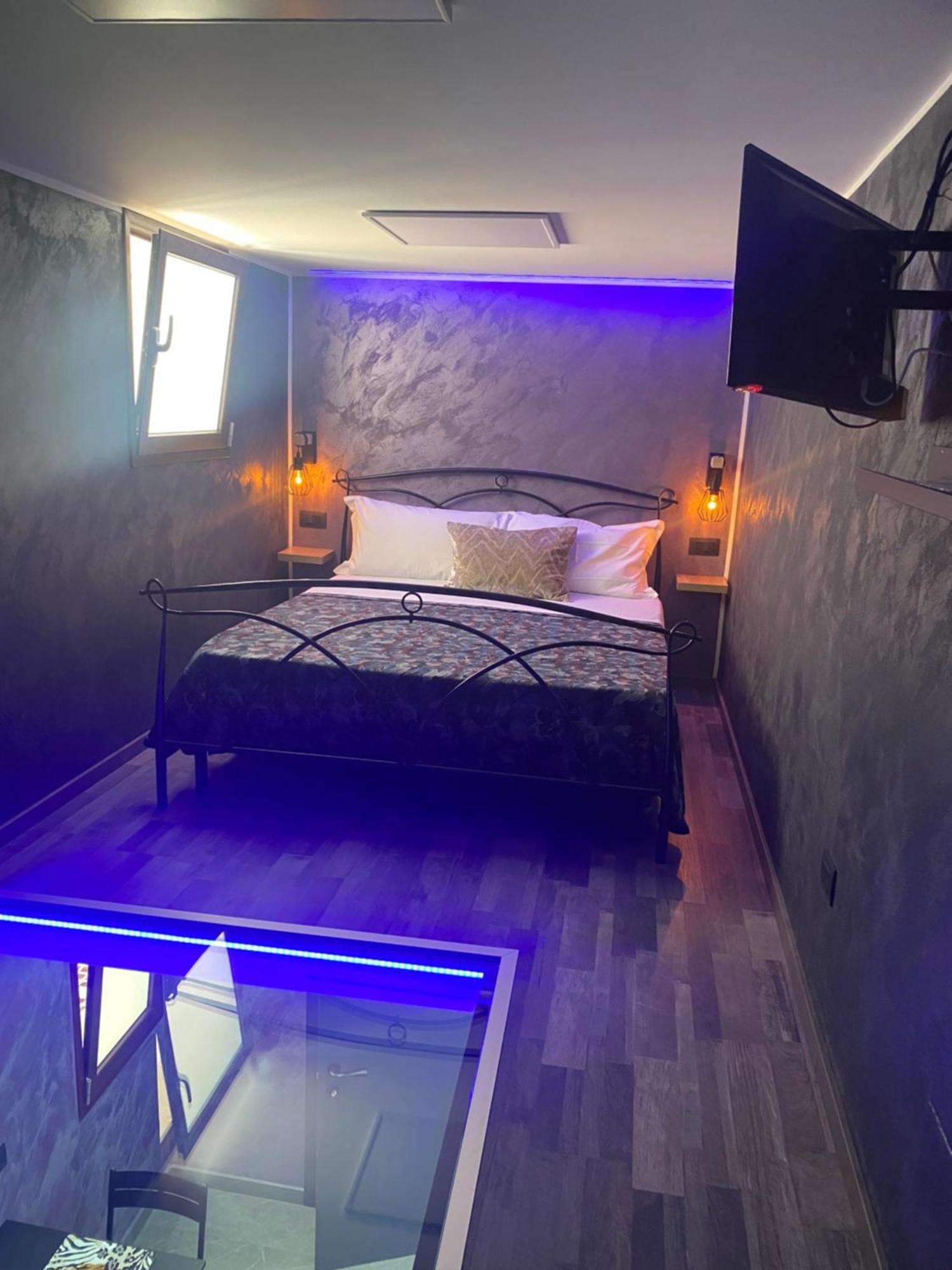 Il Cortiletto28 Rooms & House Syrakuzy Zewnętrze zdjęcie